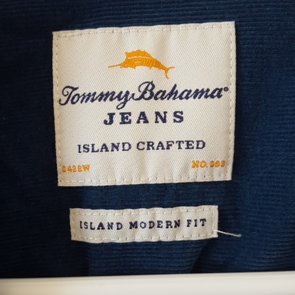 Tommy Bahama Blue and Green Casual Shirt - Picture 2 of 2